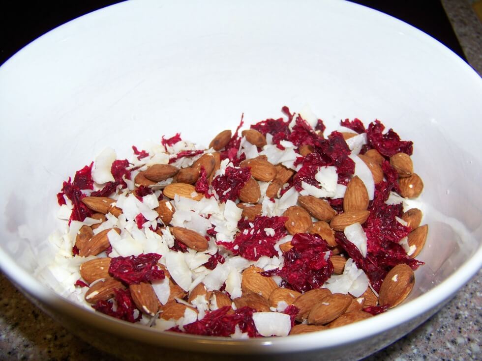 Candied Cranberry Nut Snack Mix Recipe | Low Carb Yum