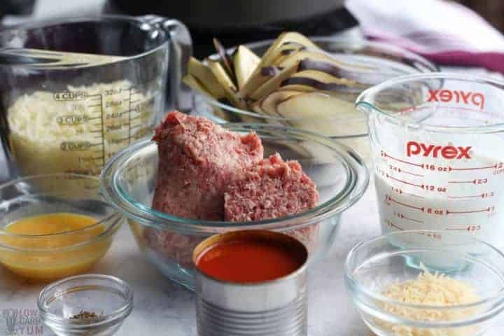 Ingredients to make a low carb eggplant lasagna