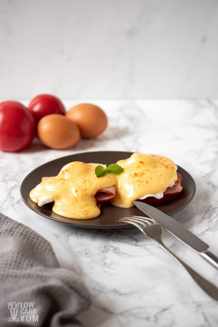 low carb eggs benedict recipe