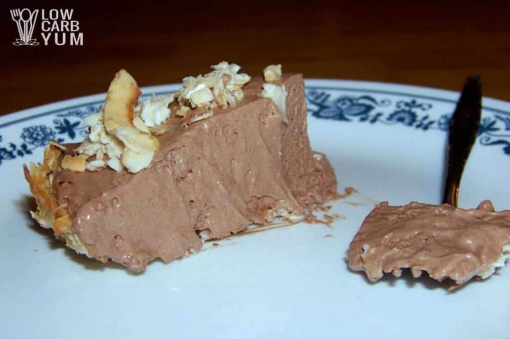 Coconut Pie Crust for an Easy Keto Chocolate Dessert Low Carb Yum