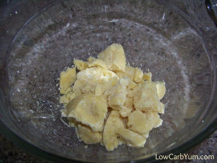 cocoa butter in bowl
