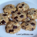 Keto flourless peanut butter chocolate chip cookies