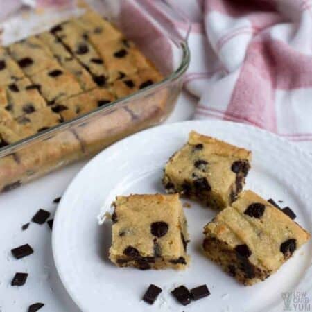 Chocolate Chip Coconut Bars (Low-Carb, Gluten-Free) | Low Carb Yum