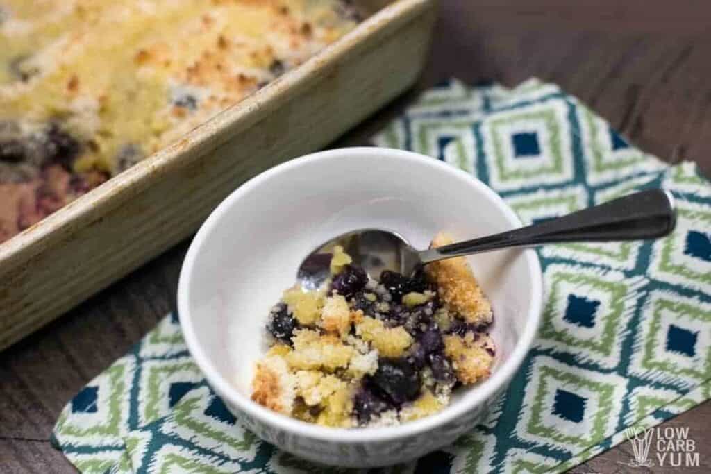 Low carb blueberry cobbler