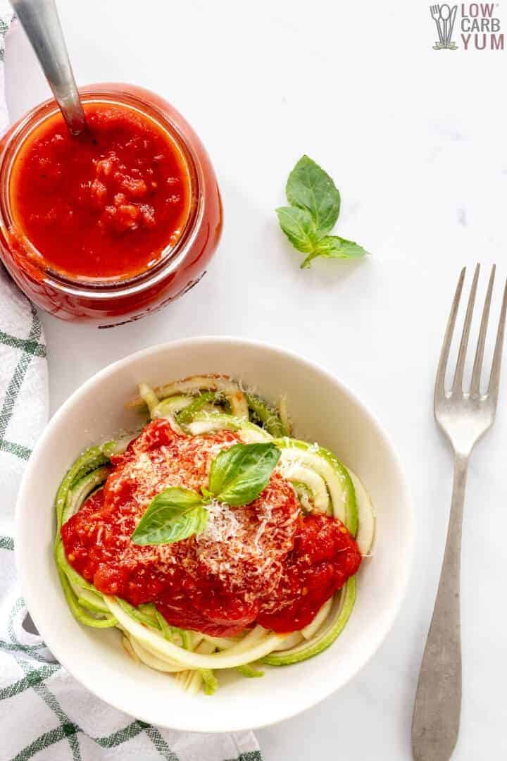 The BEST Keto Pizza Sauce Recipe - EASY Low Carb Marinara - GREAT on Pasta,  Meat & Veges (2g Carbs) 