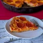 Chicago deep dish cast iron skillet pizza slice
