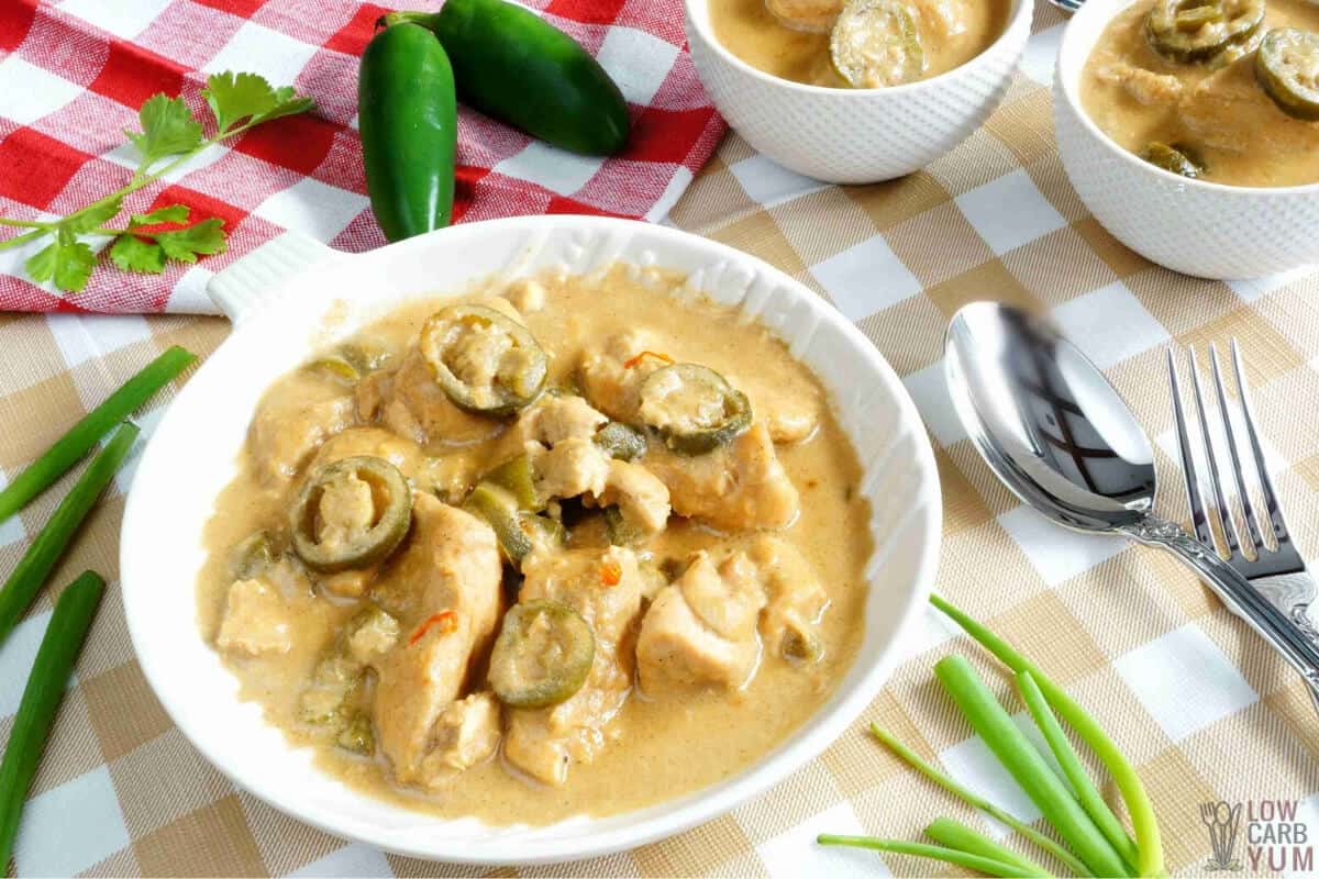 serving crockpot spicy chicken chili stew