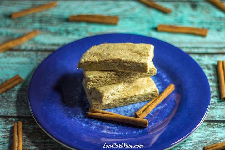 Homemade low-carb Quest bars on plate with cinnamon