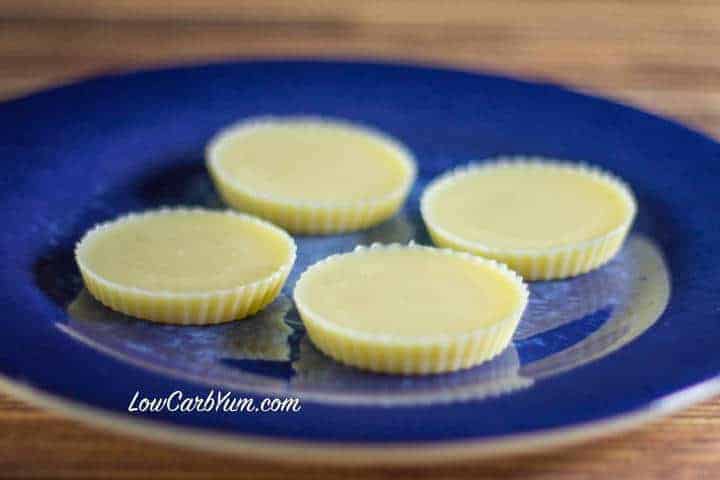 keto low carb white chocolate fat bombs