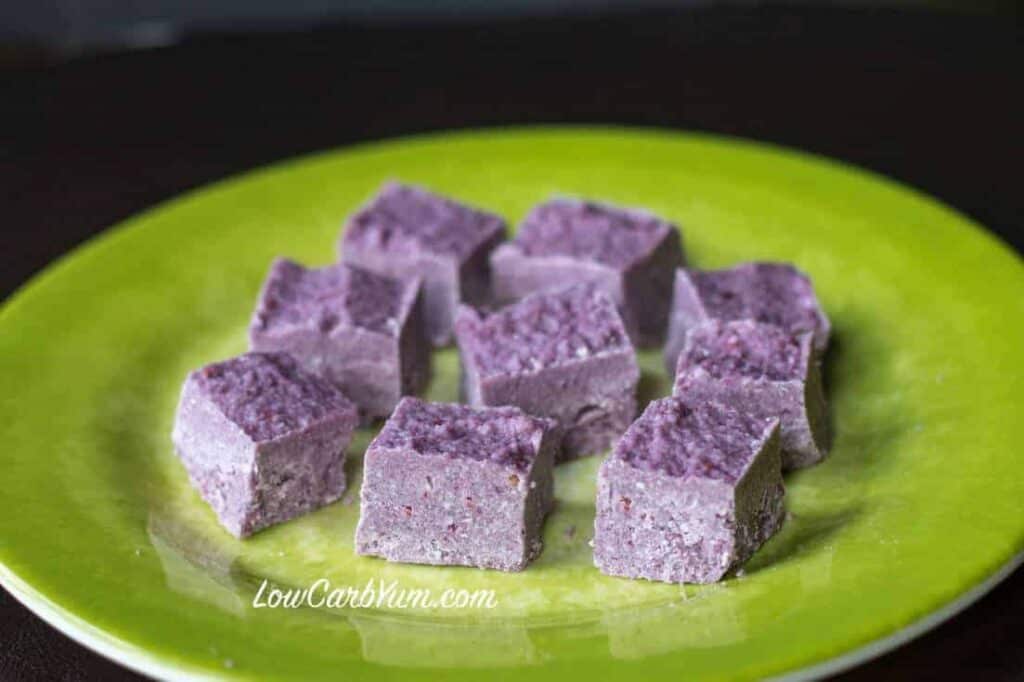 Blackberry Coconut Fat Bombs Keto Paleo Low Carb Yum