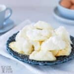 stevia keto meringue cookies