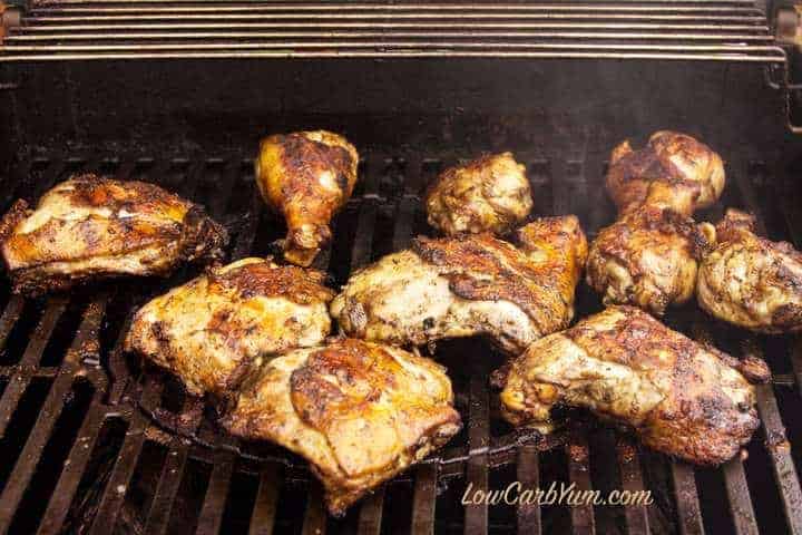 Cooking marinated chicken on the grill
