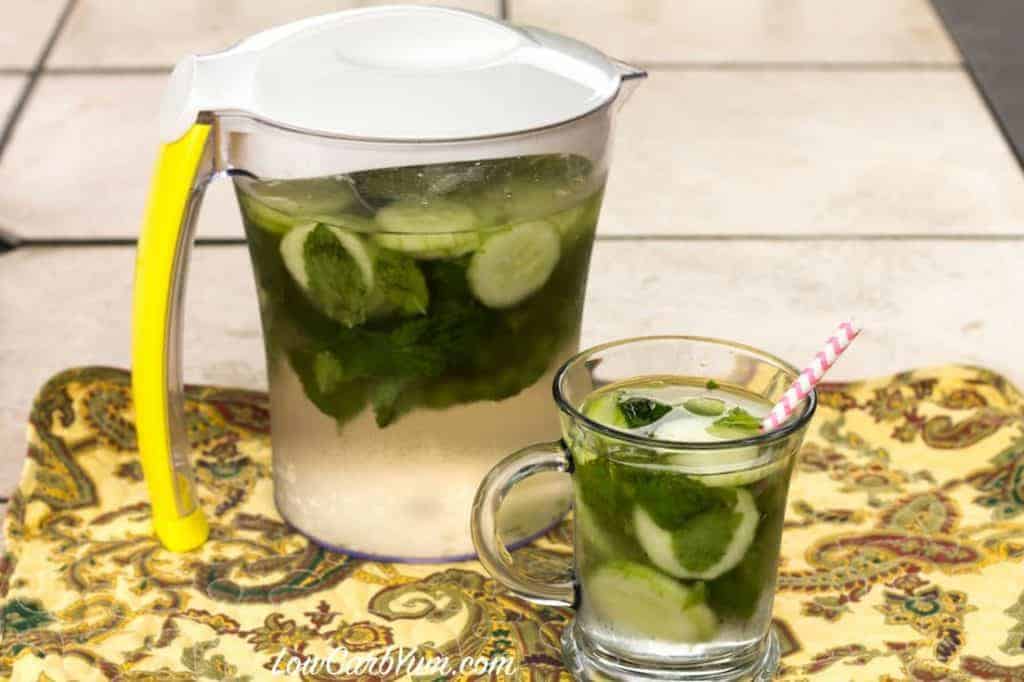 How to Make Cucumber Mint Infused Water - Low Carb Yum