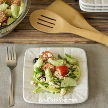 Greek salad with zoodles