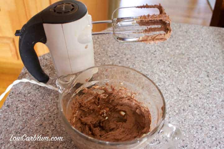 Whipped Chocolate Cream Cheese