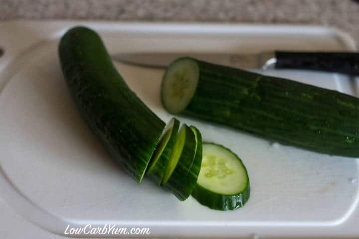 Slicing English cucumber