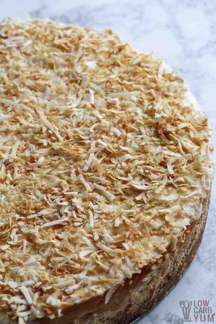 Toasted coconut topping