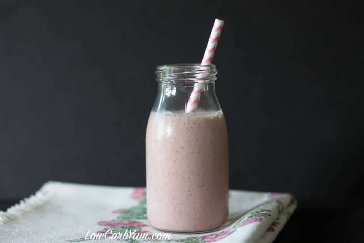 Low carb strawberry coconut milk smoothie