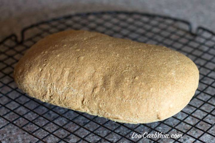 Low carb Sukrin bread cooling