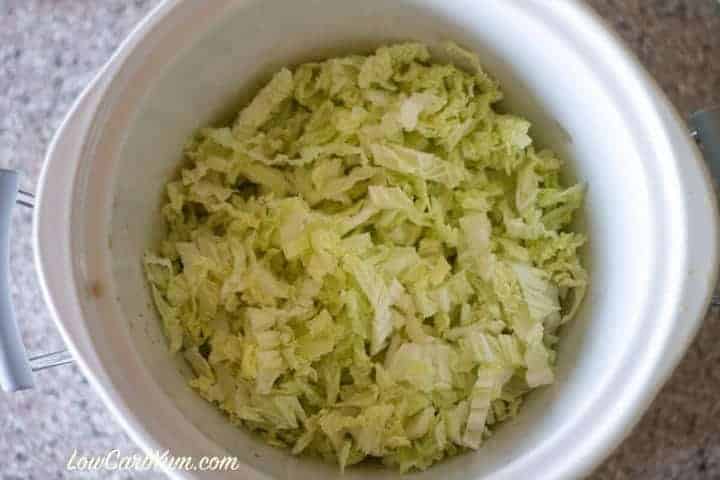 sliced cabbage crock pot