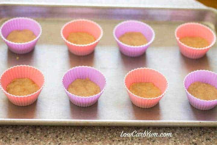 Low carb gluten free no bake mini ricotta cheesecakes