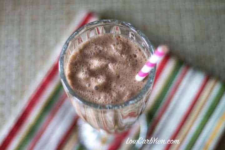 keto chocolate shake with peanut butter