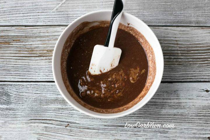 dairy-free chocolate peanut butter fudge mixture in bowl