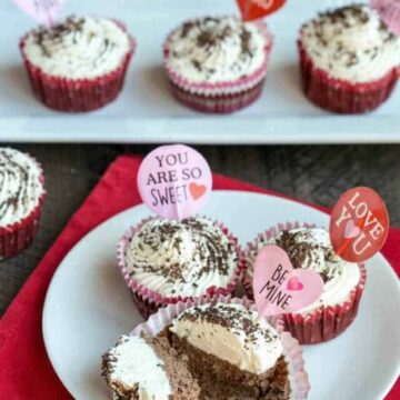 cropped-low-carb-red-velvet-cheesecake-cupcakes-port.jpg