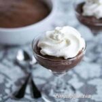 Pudding crémeux au chocolat au lait à faible teneur en glucides