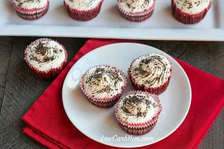 Low carb rcheesecake cupcakes