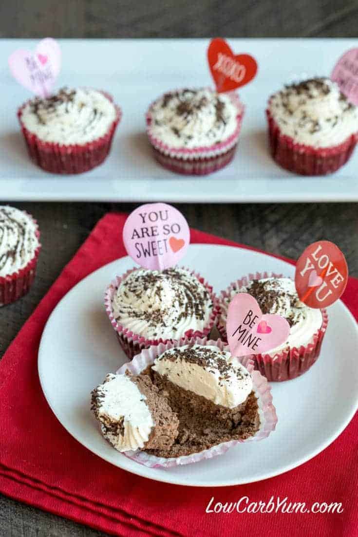 Low carb red velvet cheesecake cupcakes