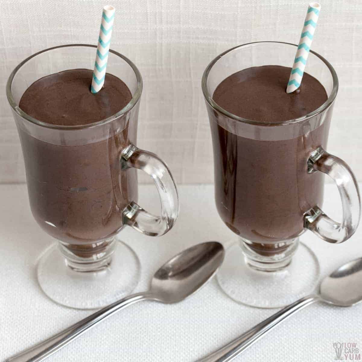 Featured image of post Recipe of How To Make Chocolate Milkshake At Home With Dairy Milk