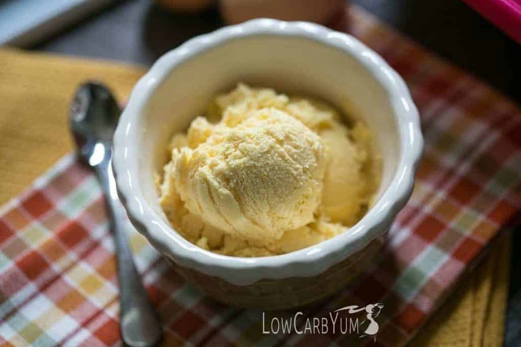 Low carb egg fast vanilla frozen custard ice cream | LowCarbYum.com