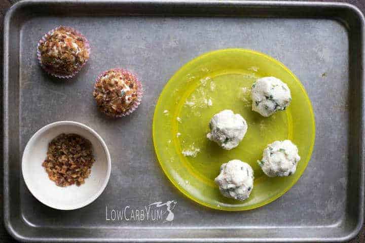 Low carb cheesy jalapeño fat bombs