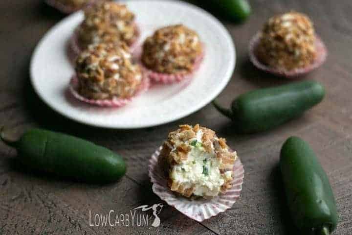 Low carb cheesy jalapeño fat bombs