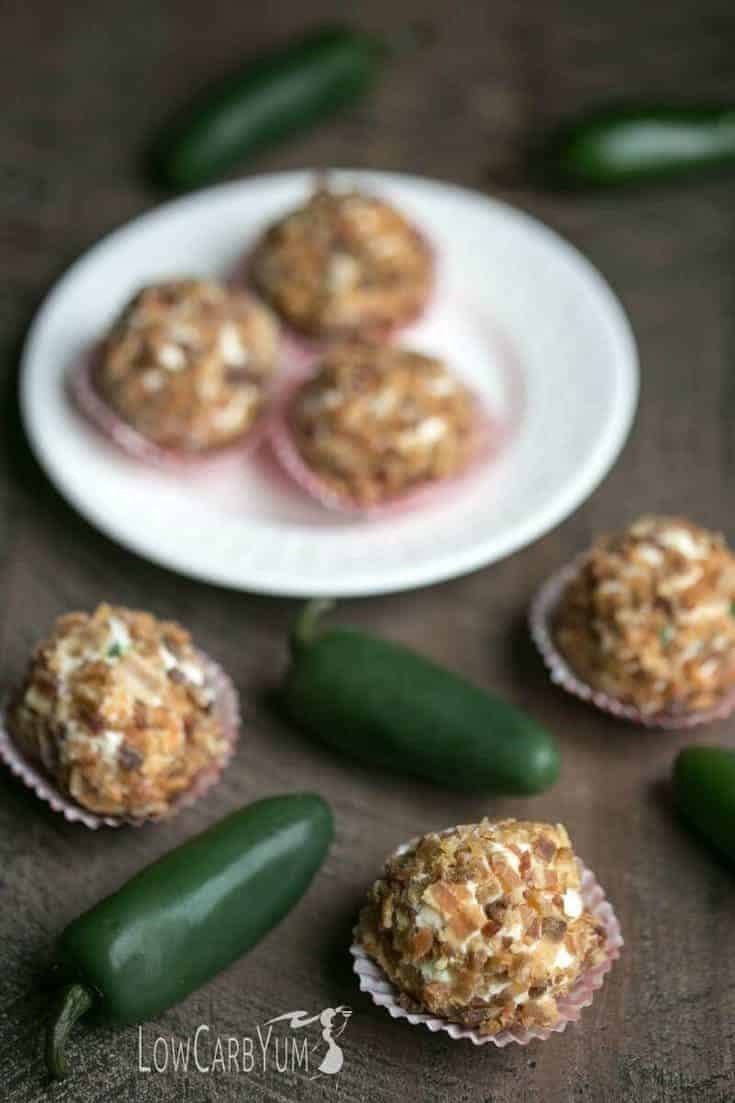 Low carb cheesy jalapeño fat bombs