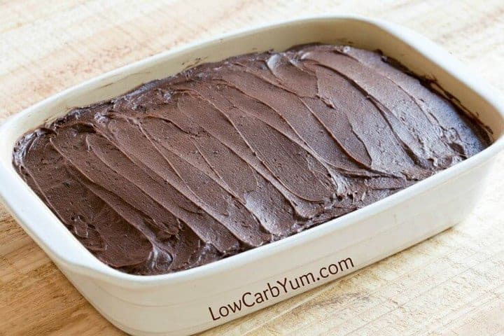 lav carb chokolade buttercream frosting opskrift