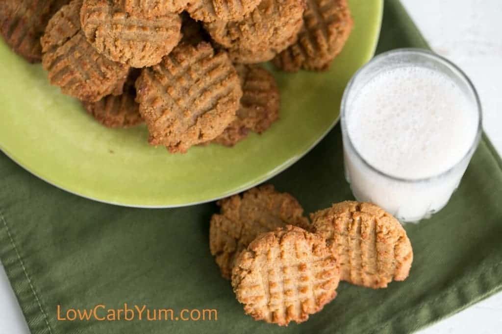 Low carb peanut butter cookies with coconut flour