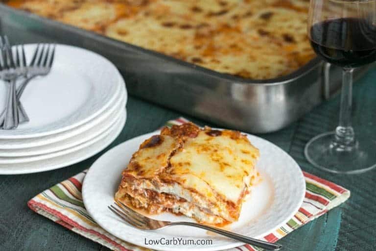 Check out 17 Easy Low Carb Casseroles at https://homemaderecipes.com/low-carb-casseroles-easy/