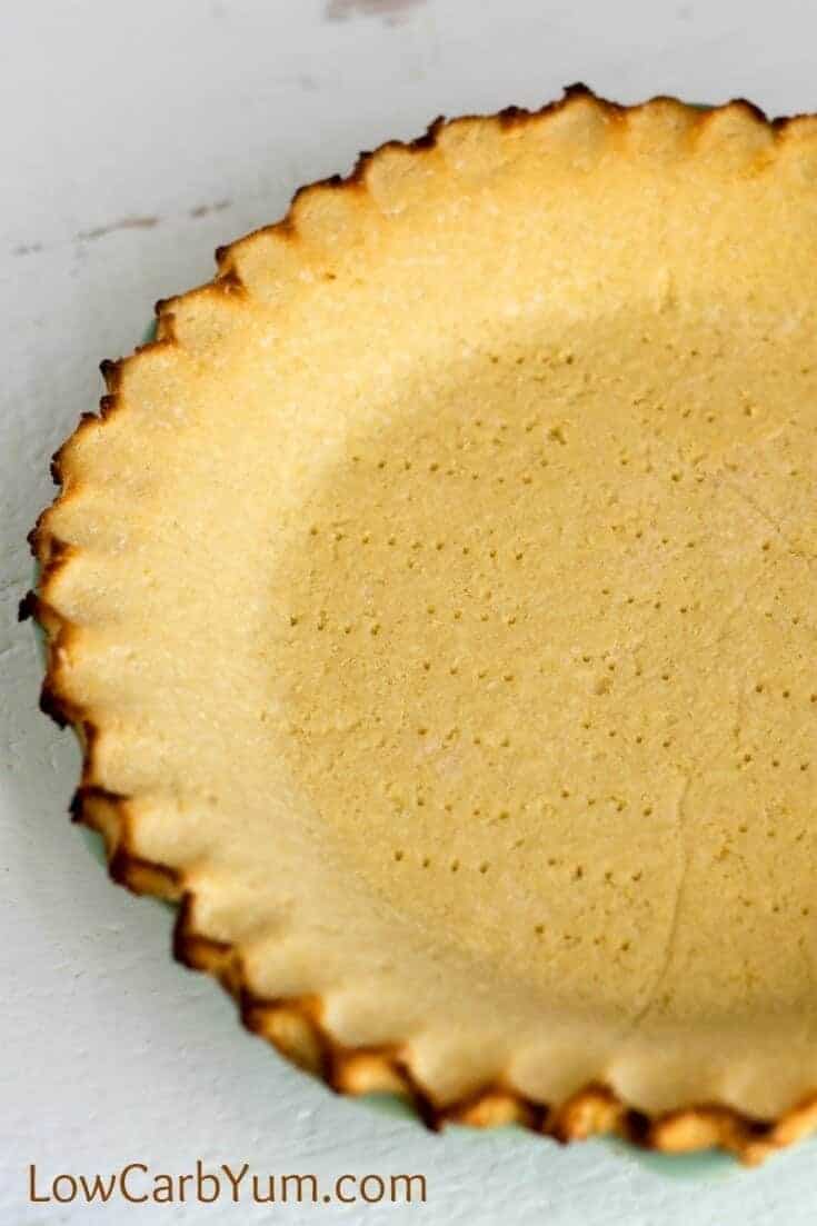 closeup of coconut flour low-carb pie crust