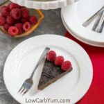 Low carb keto flourless chocolate cake