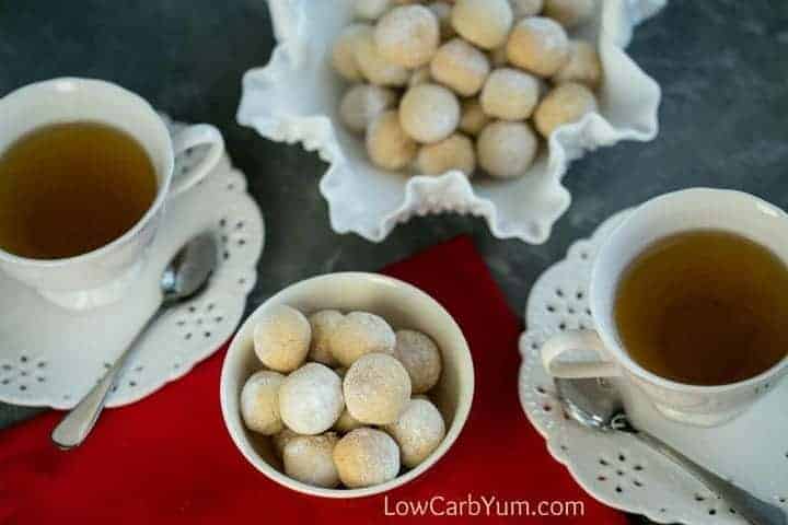 easy Italian almond macaroons