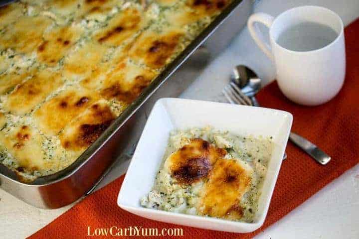 Chicken Alfredo casserole with broccoli