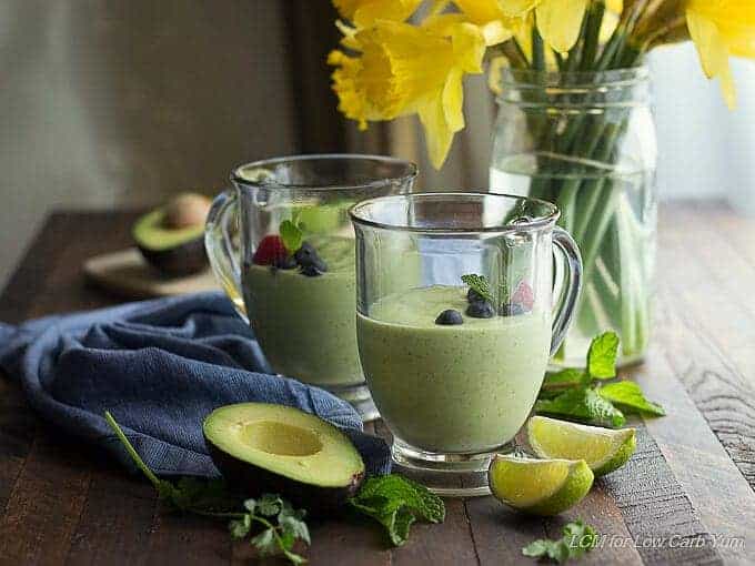 Green keto smoothie recipe