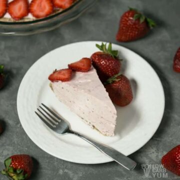Gluten free low carb strawberry mousse pie slice