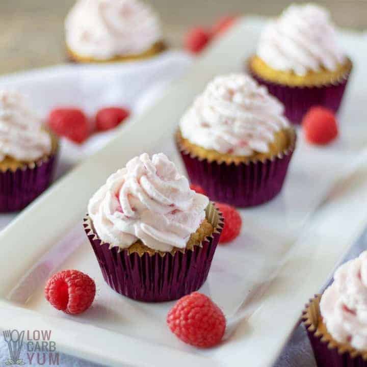 almond flour paleo cupcakes with raspberries