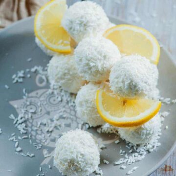 Easy keto lemon coconut cream cheese balls