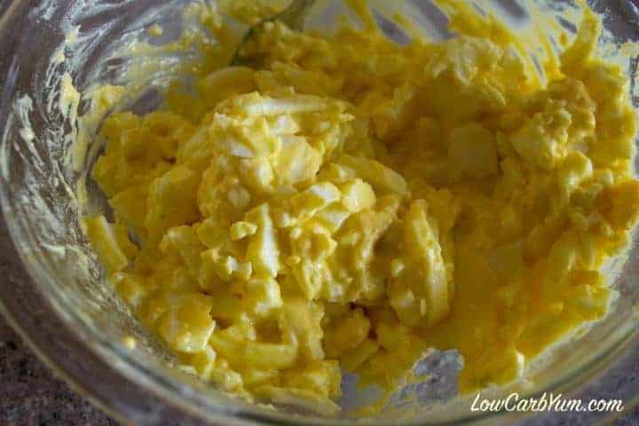 coconut oil mayonnaise mixed low carb egg salad