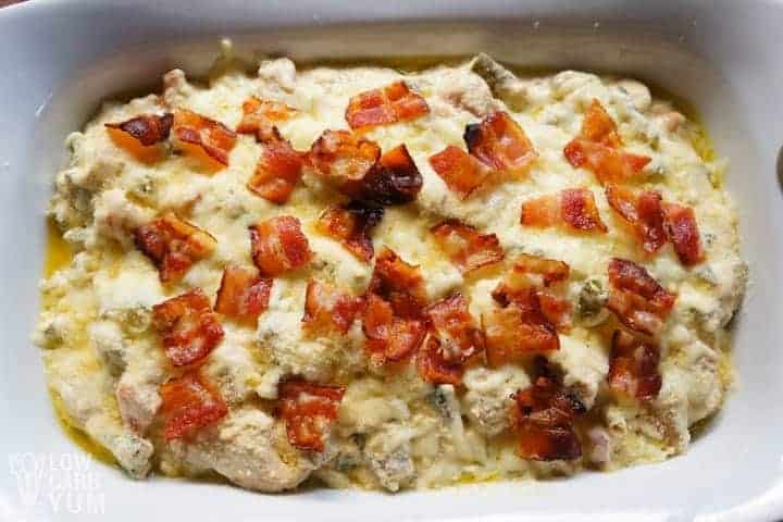 Casserole de poulet non cuite à faible teneur en glucides