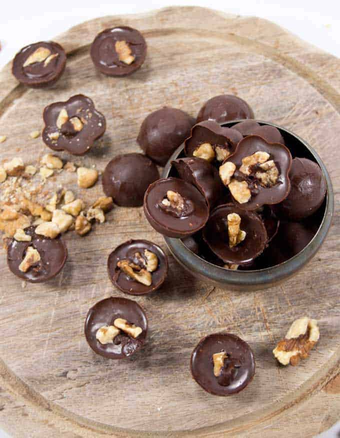 chocolate walnut fat bombs